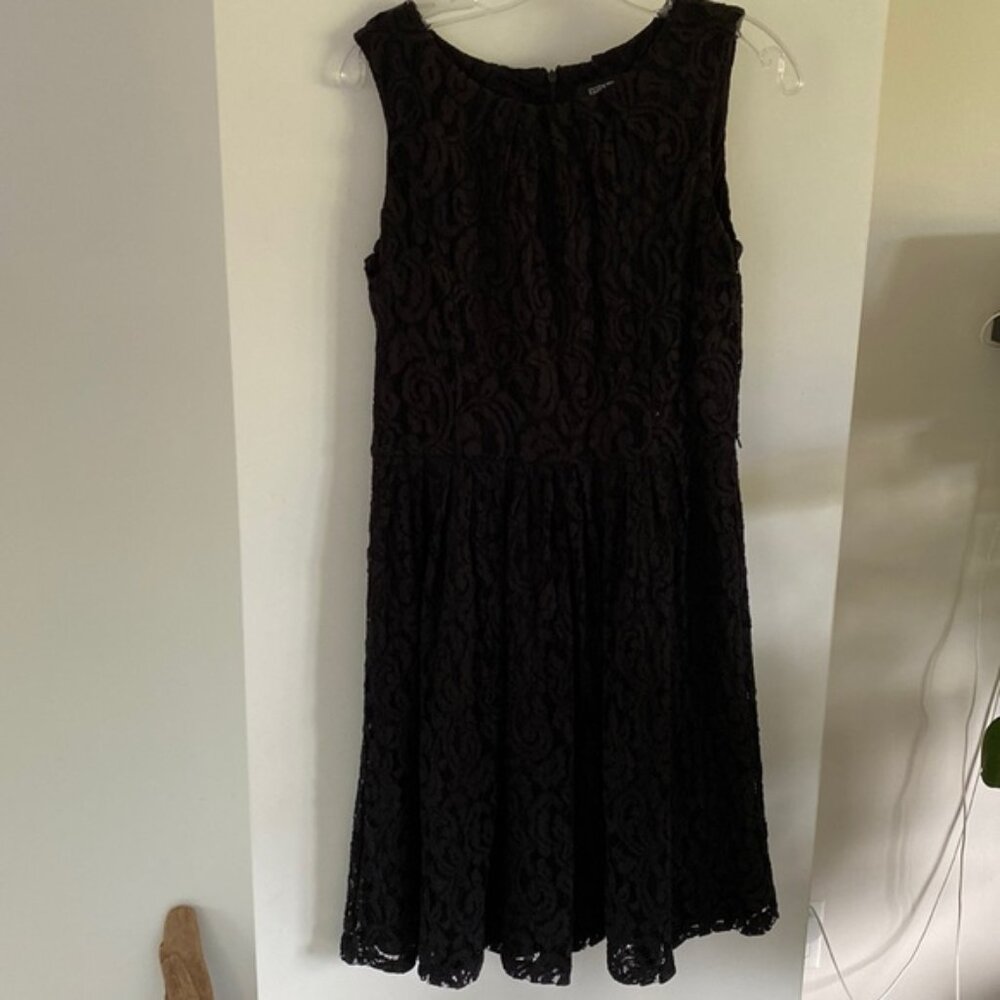 ELLEN TRACY black lace sleeveless dress pleated neck gathered skirt lined 10